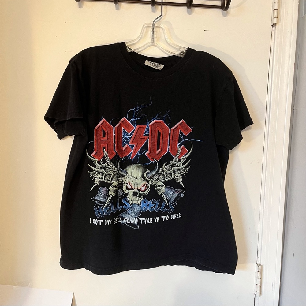 Vintage AC/DC T-Shirt Size Large black 100%cotton unisex